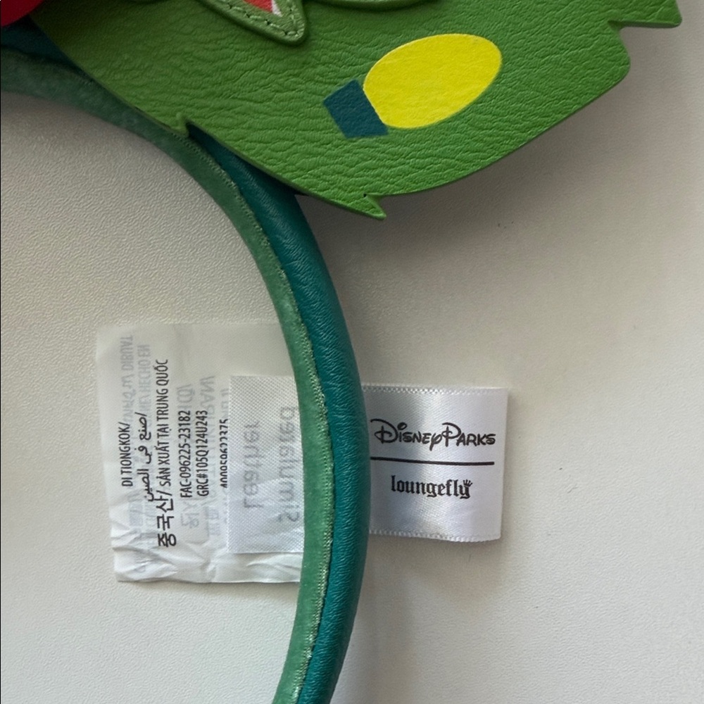 Disney Loungefly Minnie Mouse Holiday Wreath Ears Headband - Green, Red - Picture 5 of 6